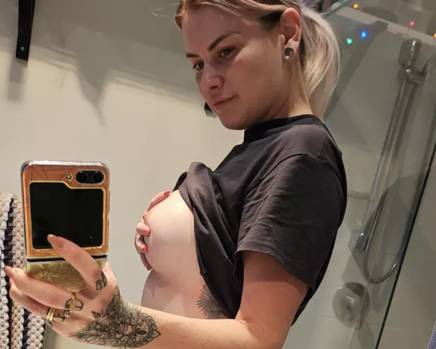 Handbra doesn't cover nips