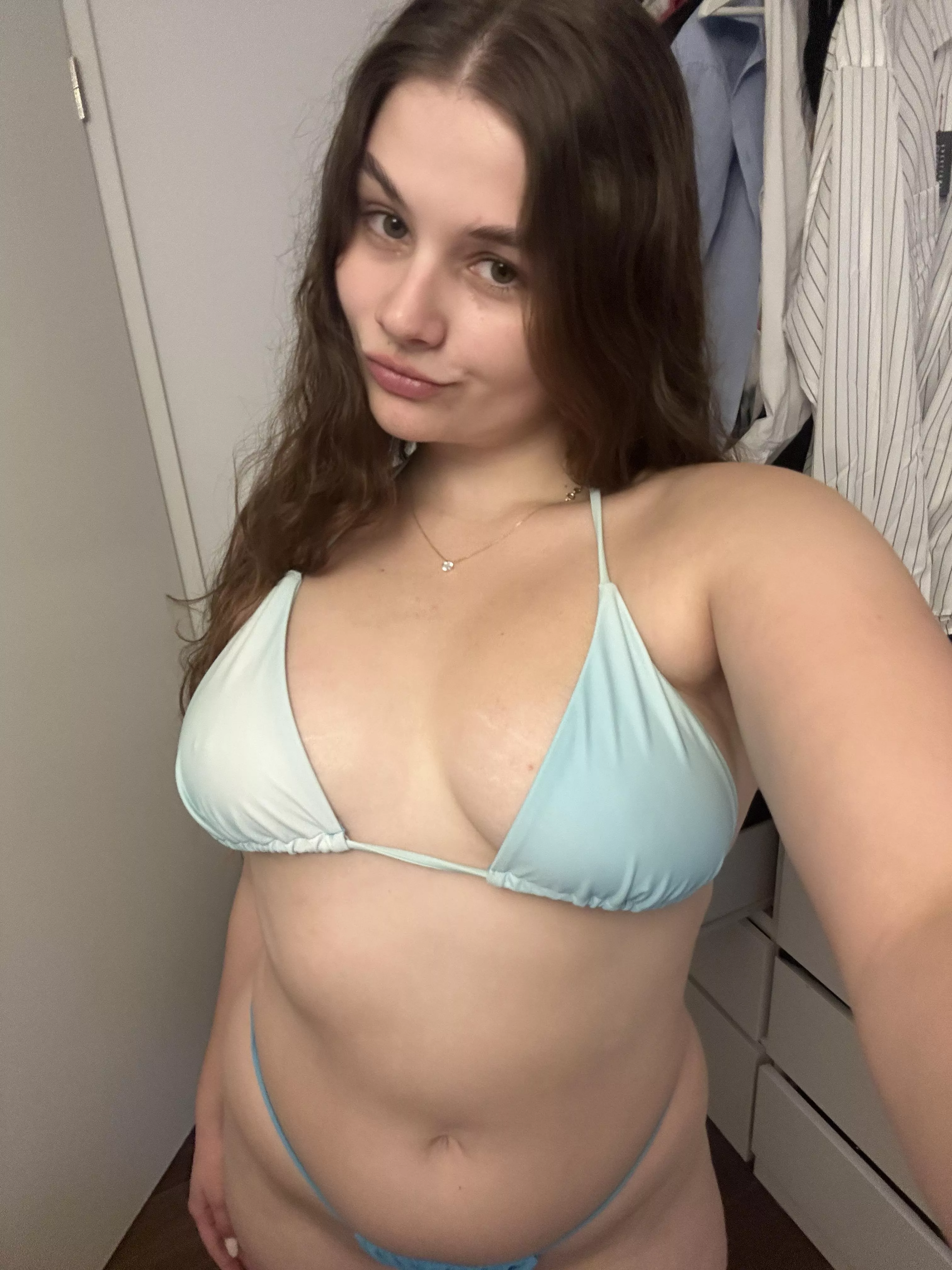 Hope you like curvy 19yo teens