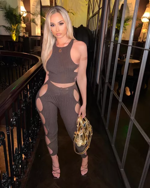 Hot Blonde