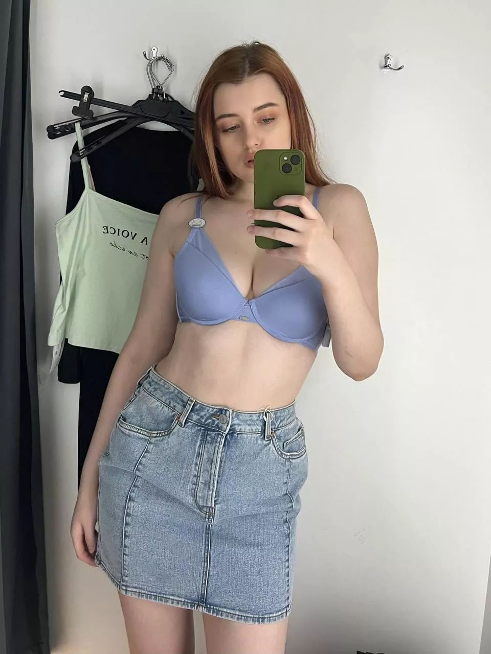 I came to the store for a new bra, I hope you can help me choose