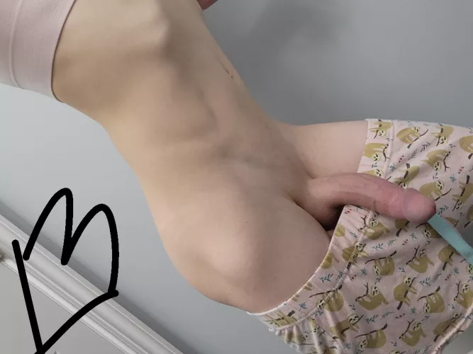 🖤 If you'd let me suck you off leave a 