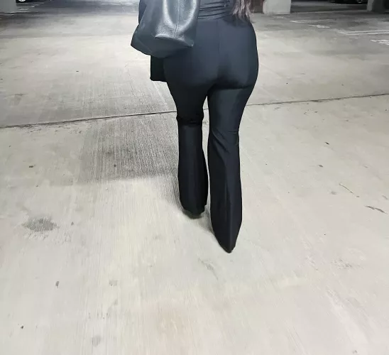 Keep your eyes on the booty