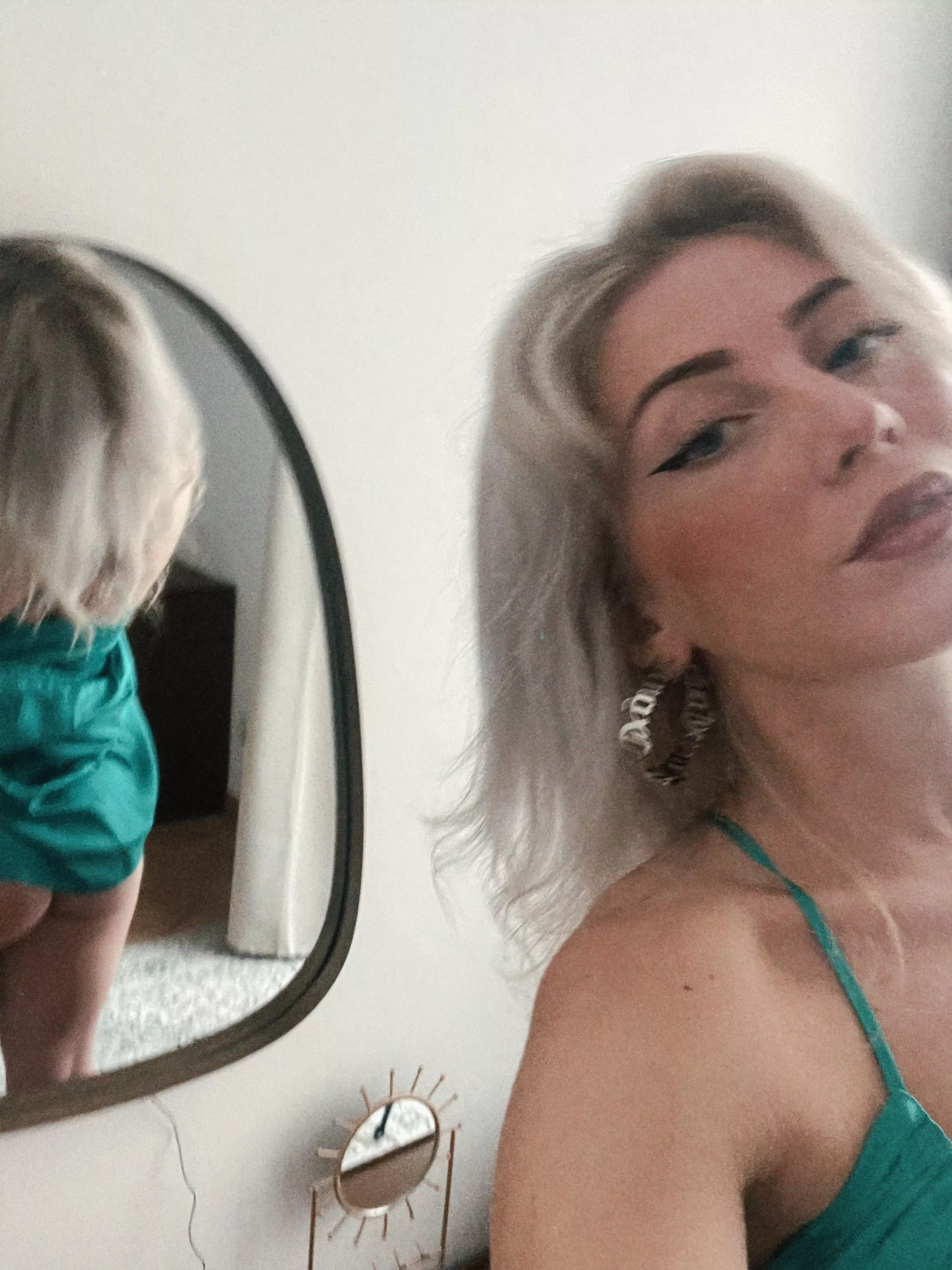 Lets make a deal you give me back shots I watch in the mirror