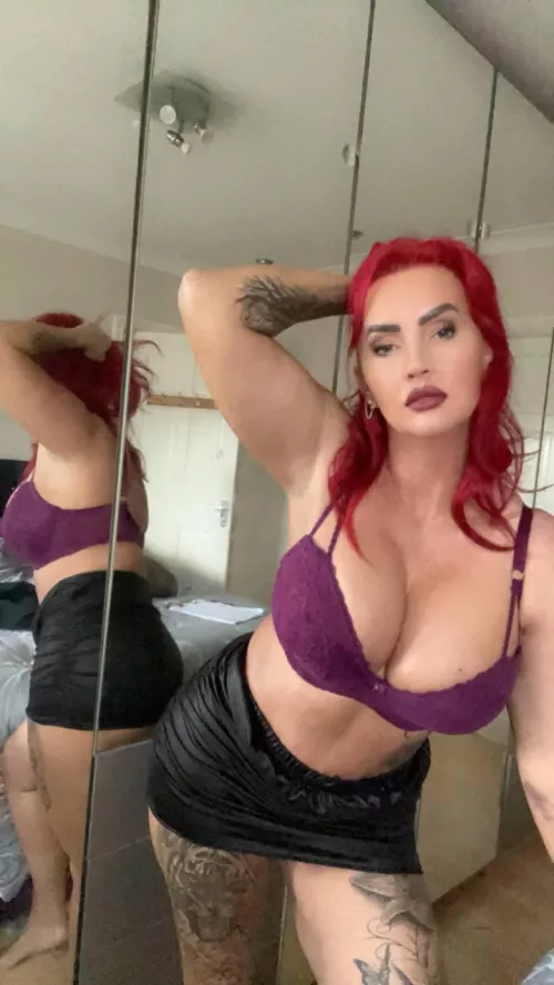 Mommy sends her kisses😈🥵