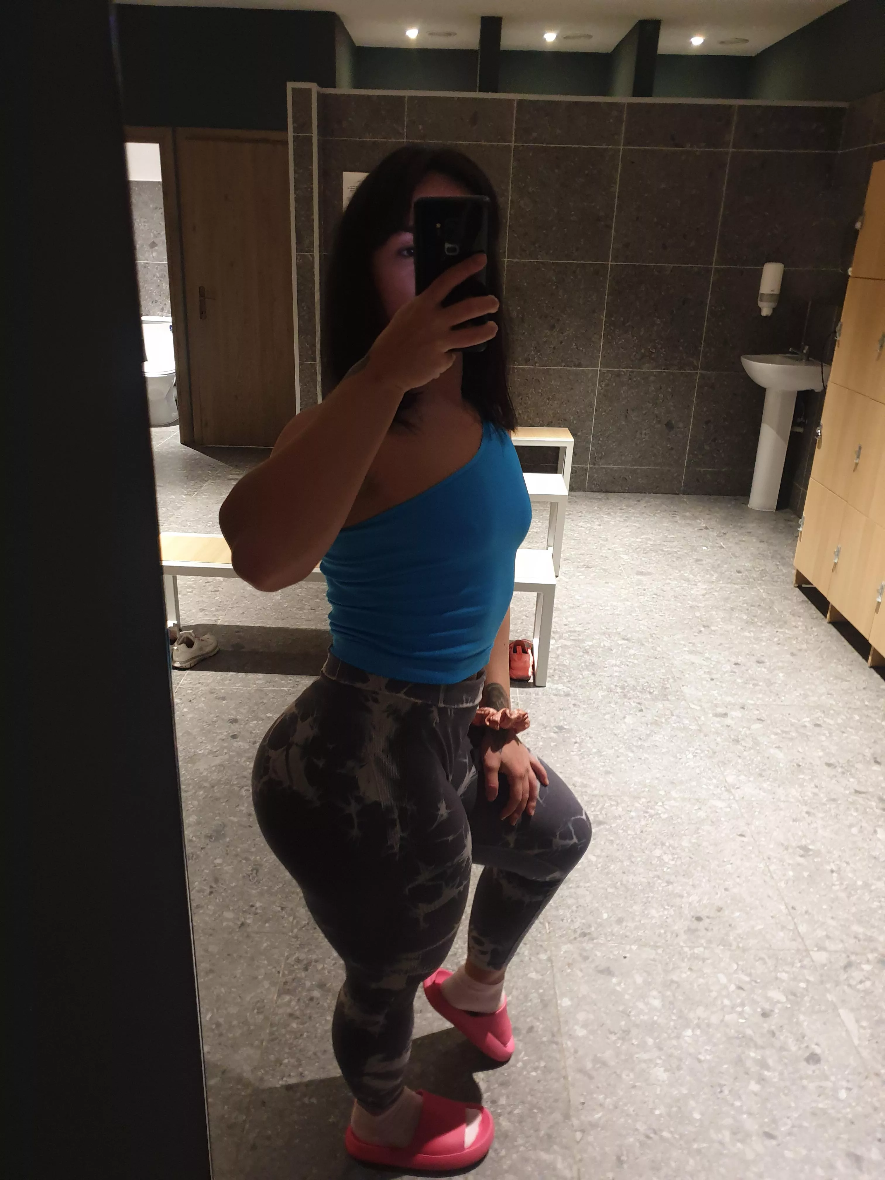 Monday starts with hammies