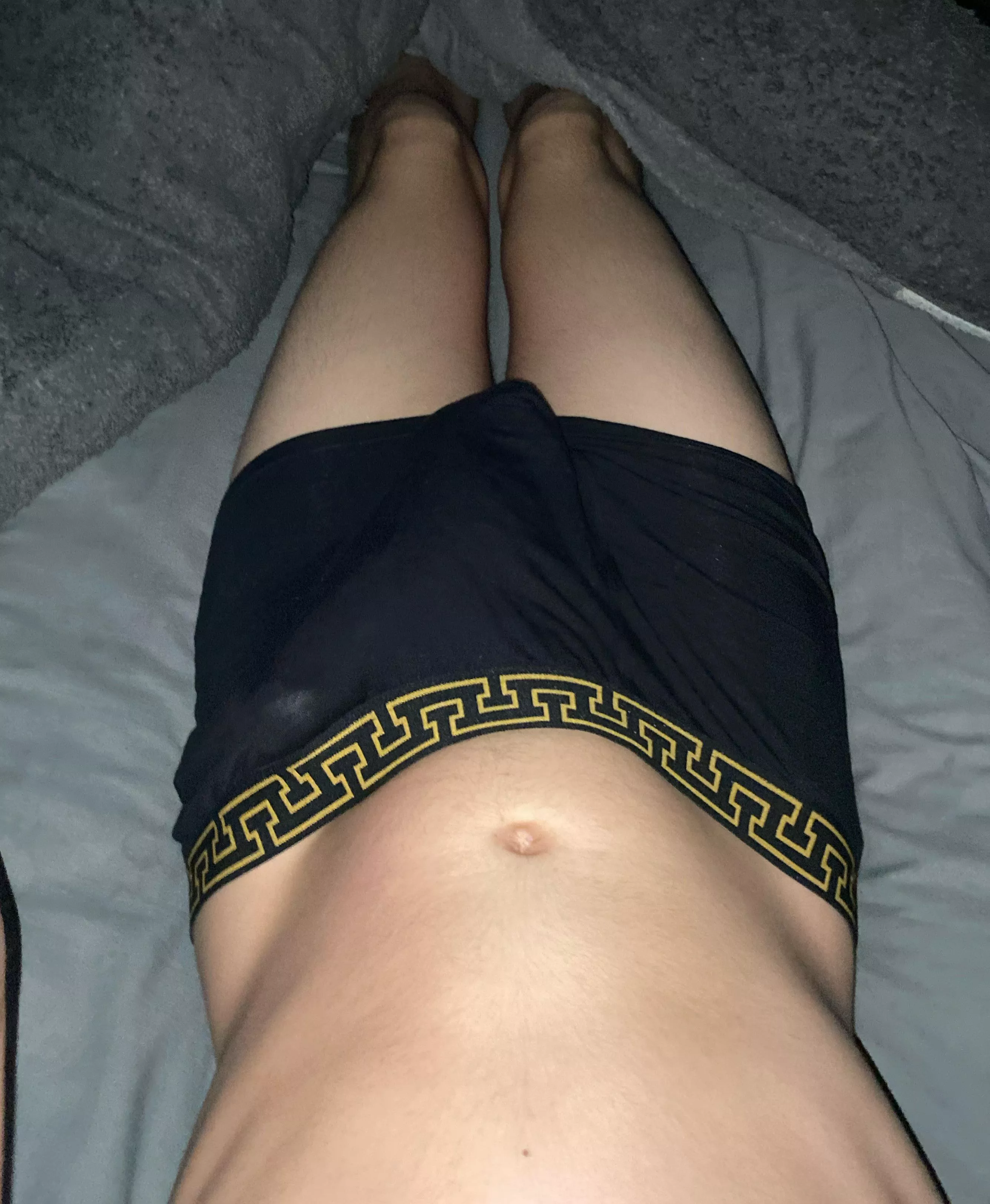 Morning wood buldge 🍆