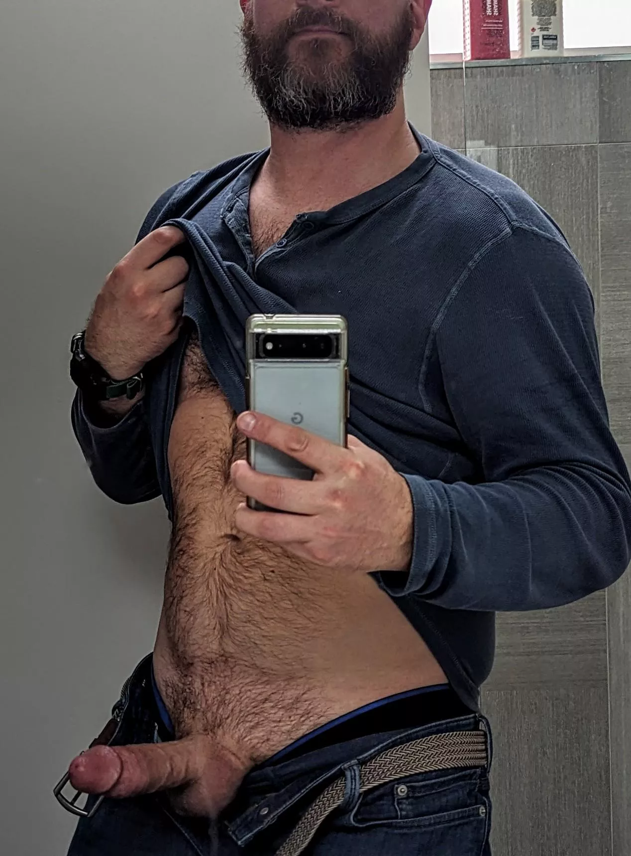 Nudes make Mondays better