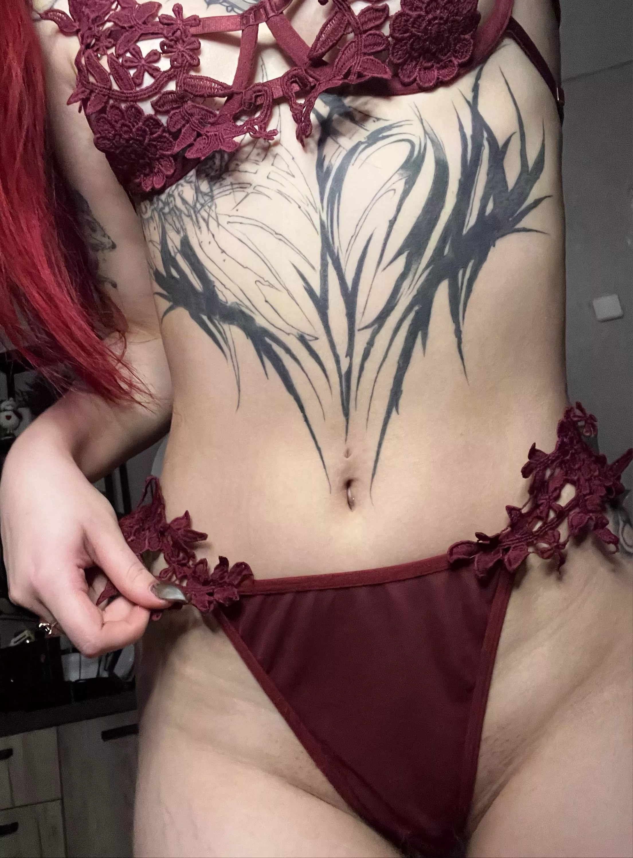 Ready to pull my panties to the side 😈💦