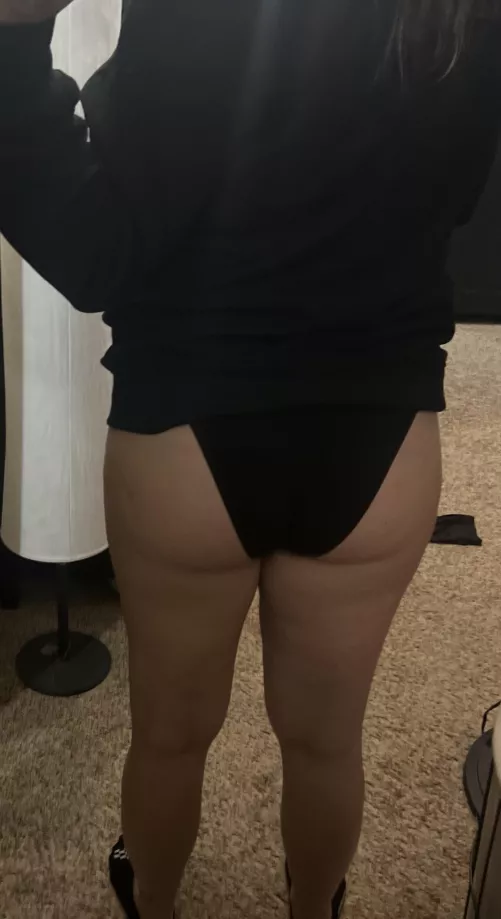 Show them off before the pants