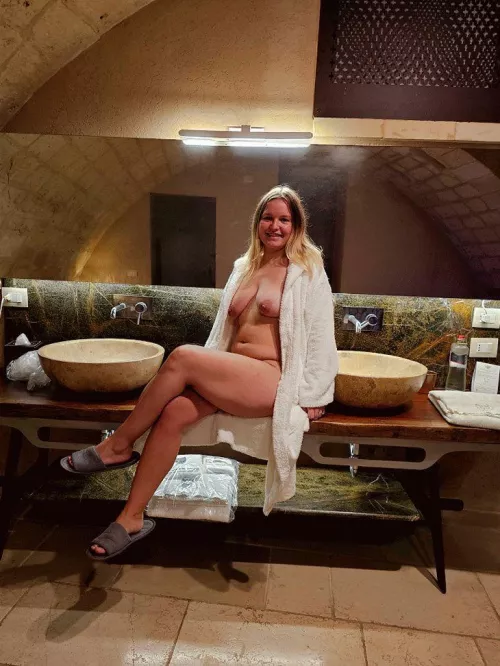 Showing off my thick body