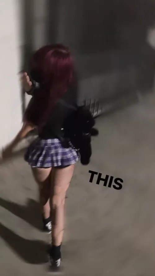 The attention I get with this outfit 🤭🤭🤭