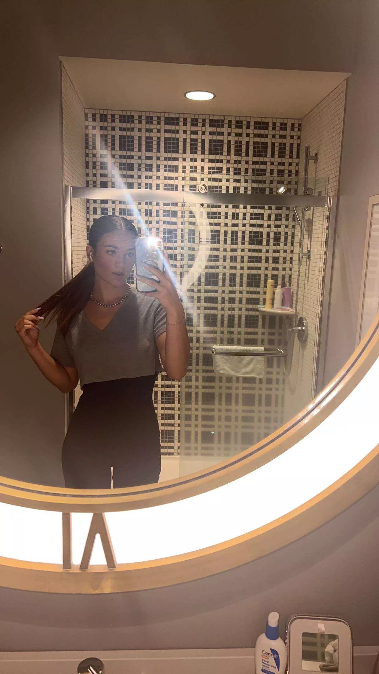 The classic leggings plus cropped top