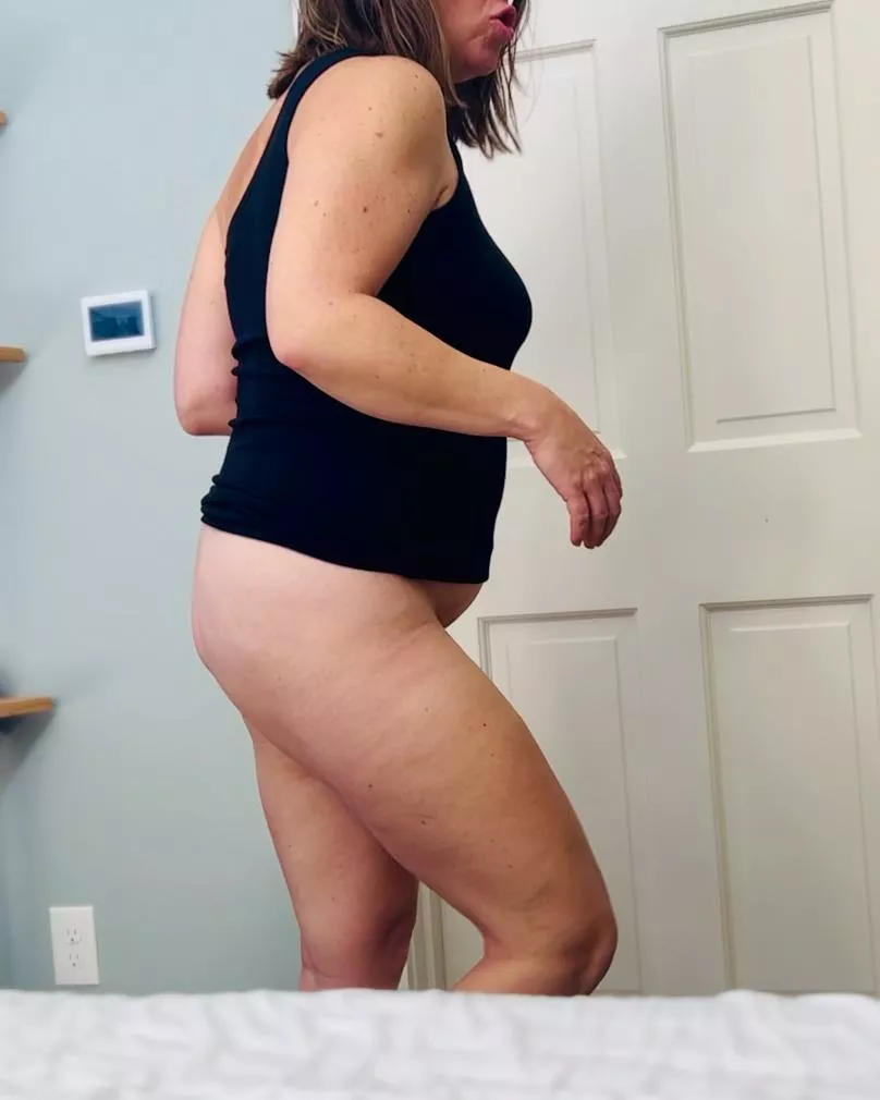 Thinking today is a no underwear type of day [F43]