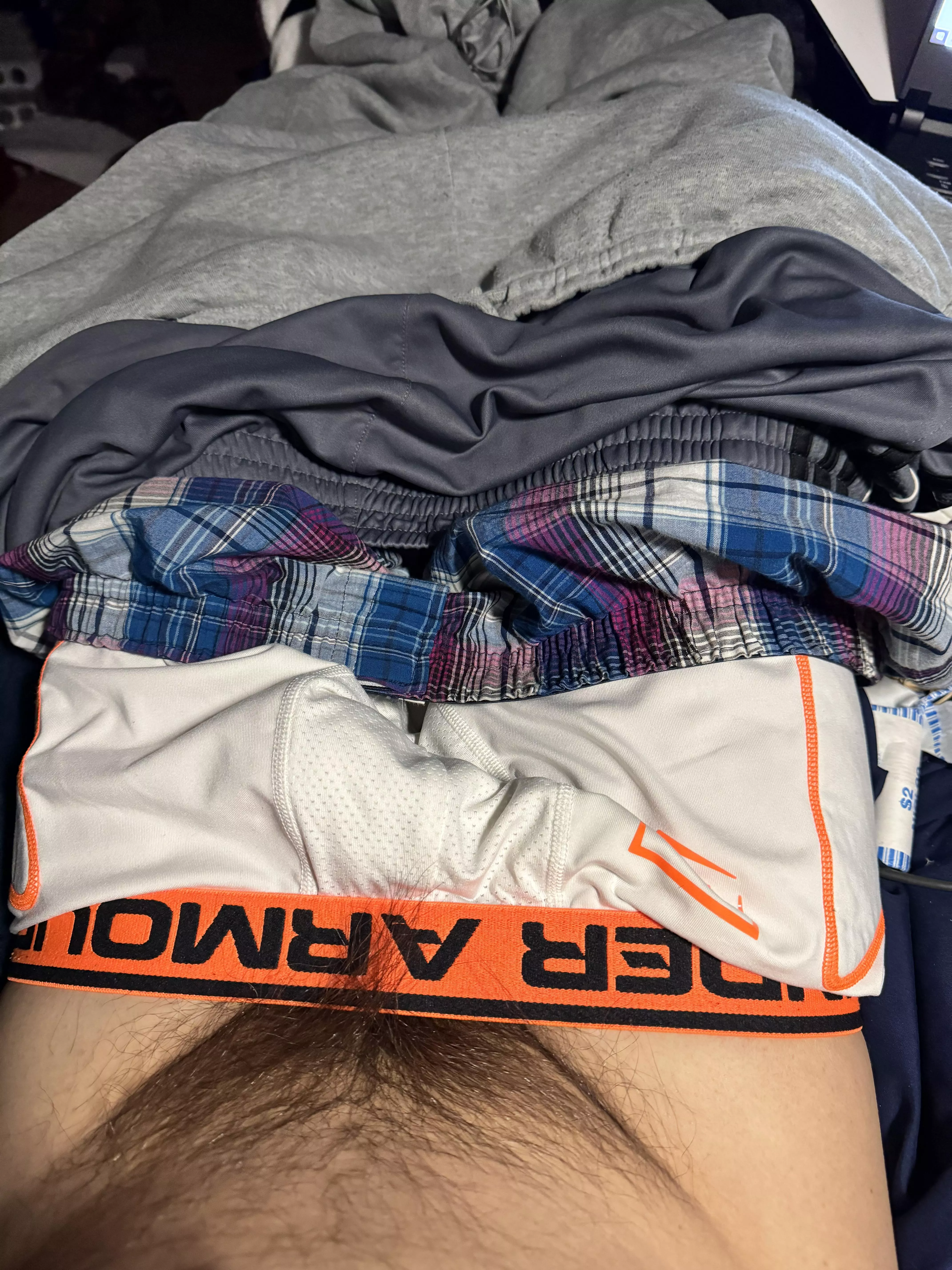 Triple sag. Found pair of XL hanes boxers and gray baggy adidas bball shorts in the locker at my gym