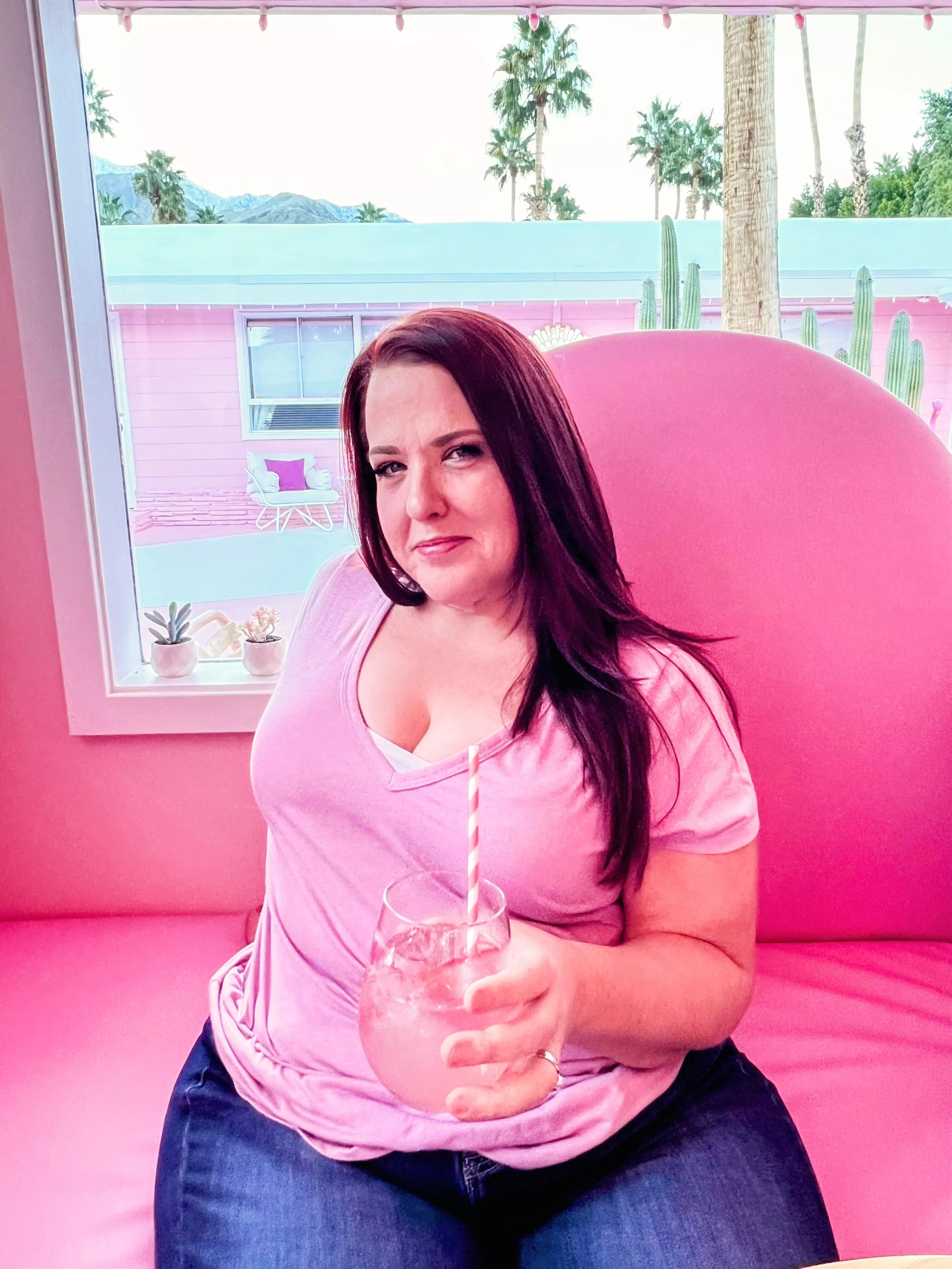 Vacation mode. 🌴🍹