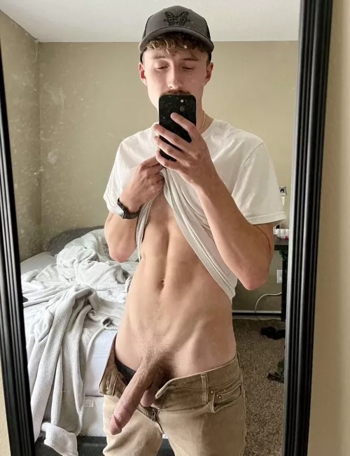 Wanna help me take my clothes off?