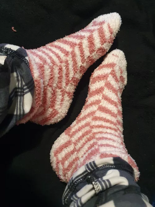 Wanna see what's under them?! ❤❤