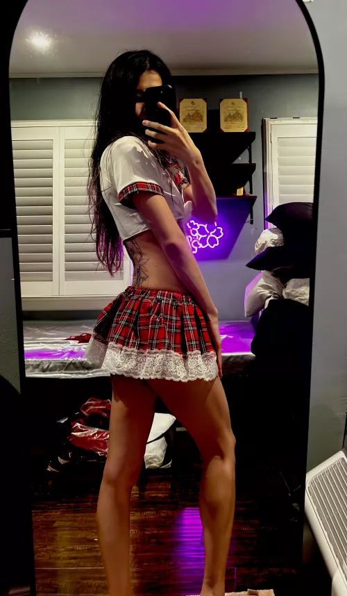 what's under my skirt?