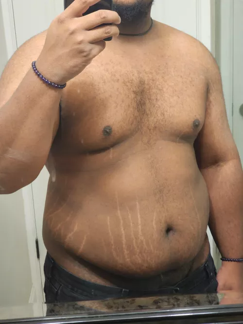 Who here likes soft tummies?