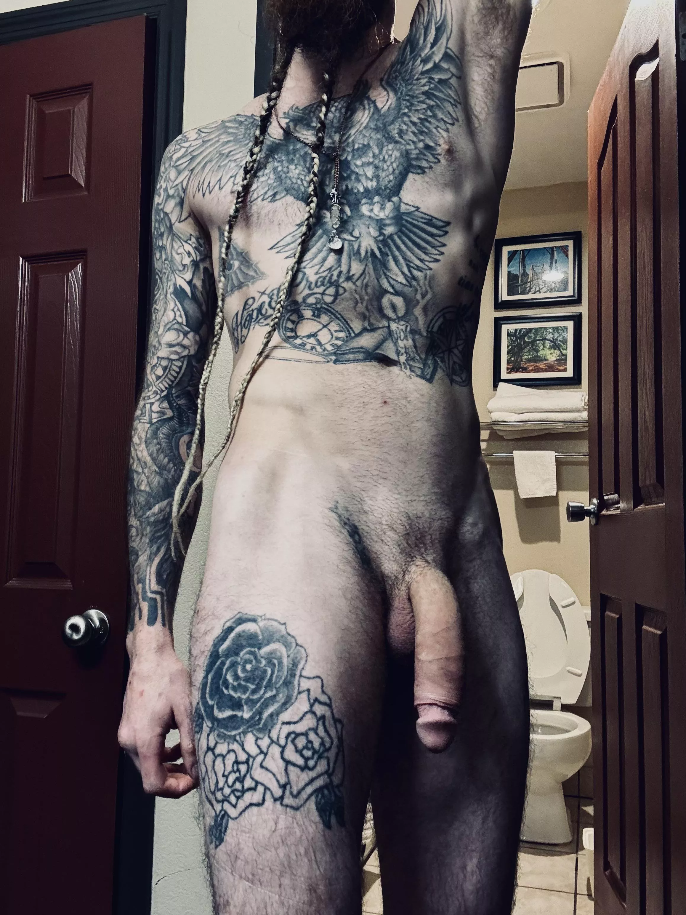 Who needs to stretch ?