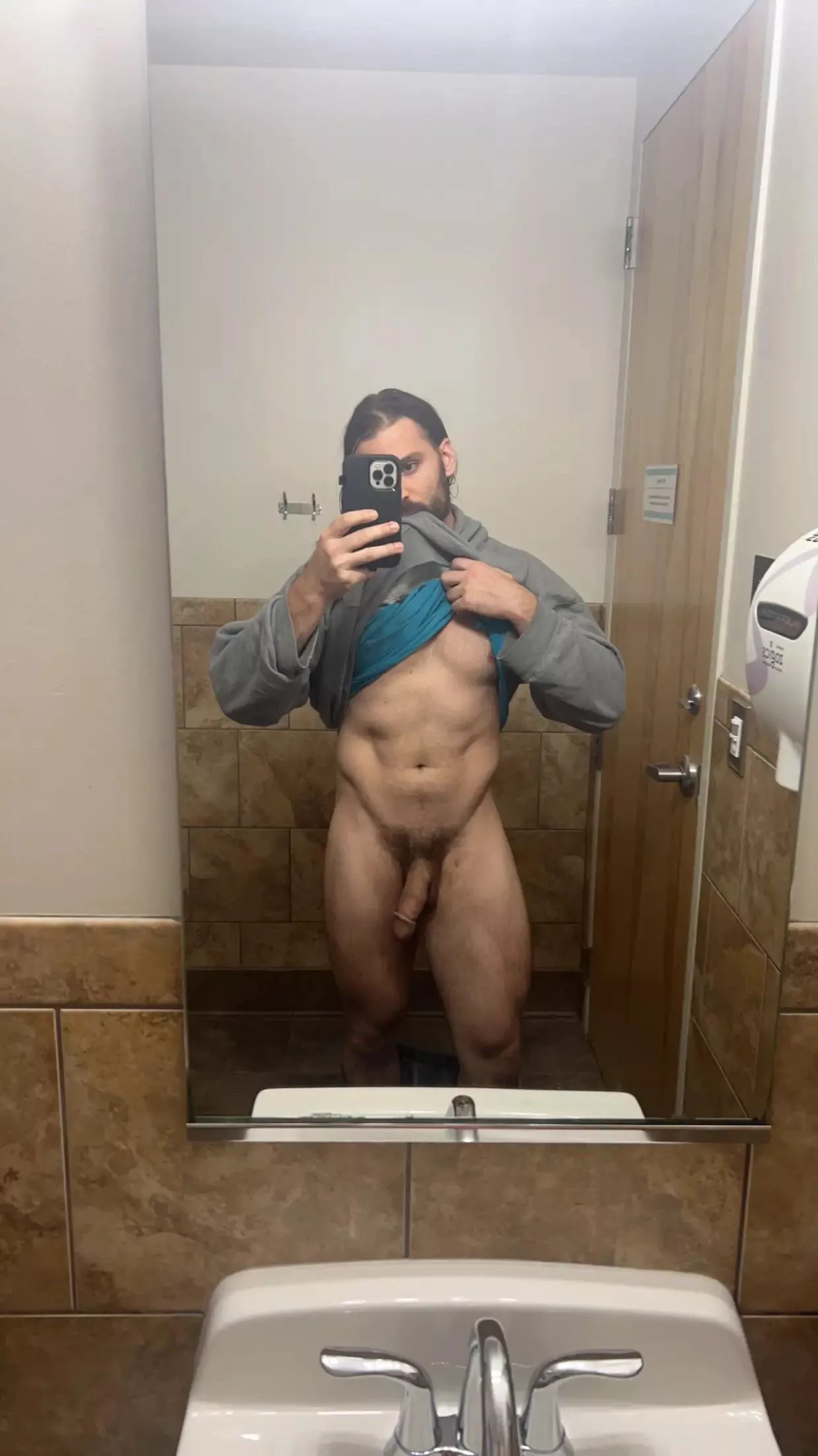 Who’s hitting legs with (m)e next?