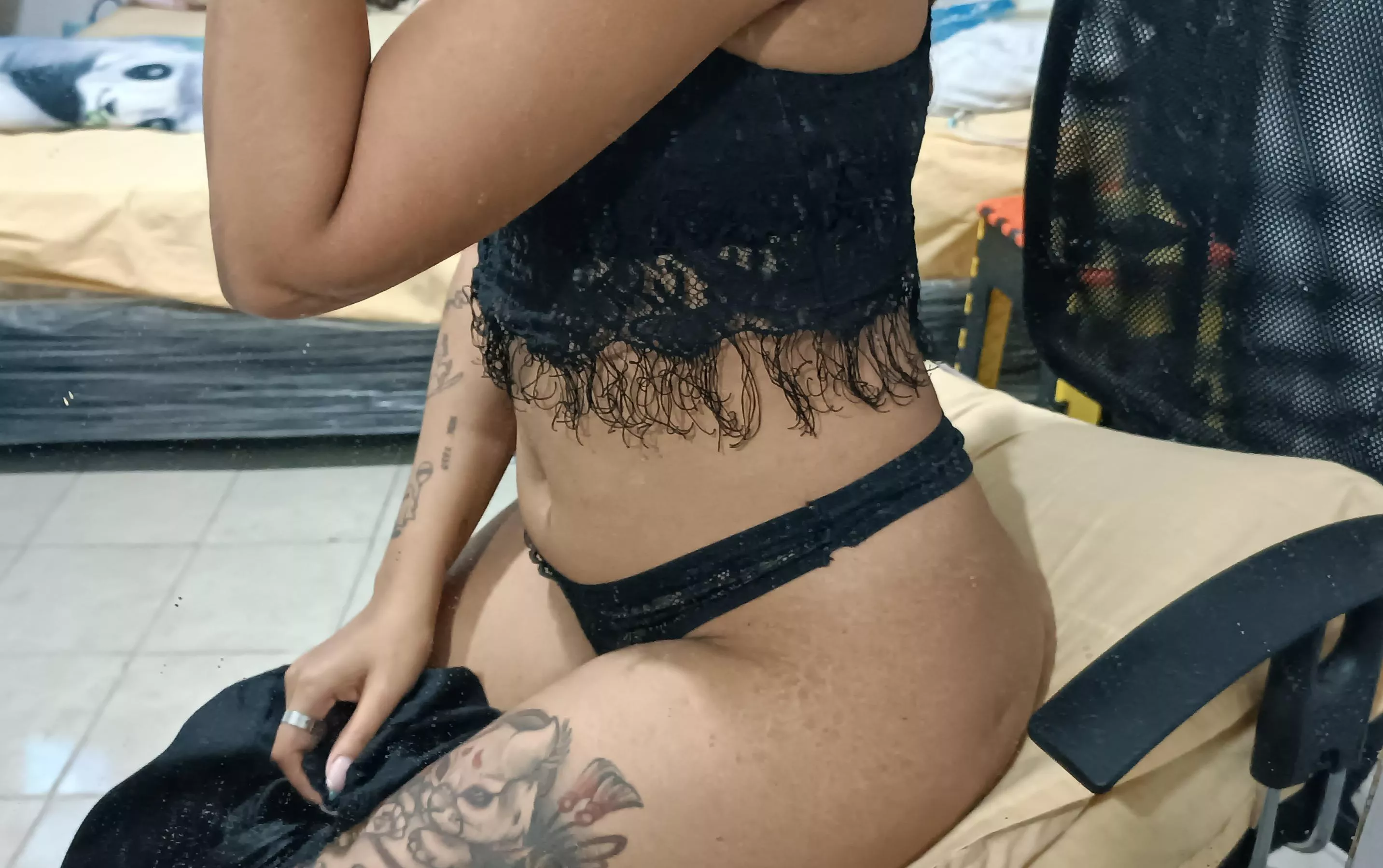 You also like this black lace