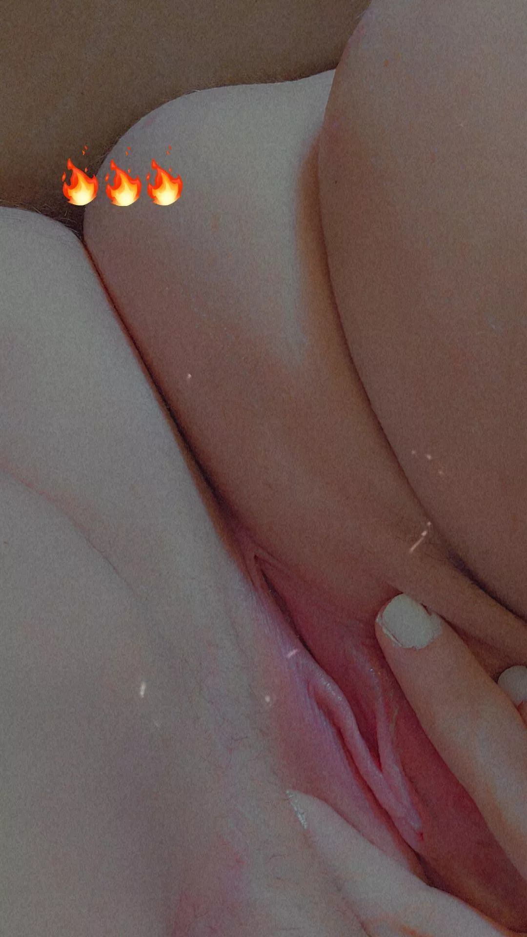 You think my pussy is pretty?