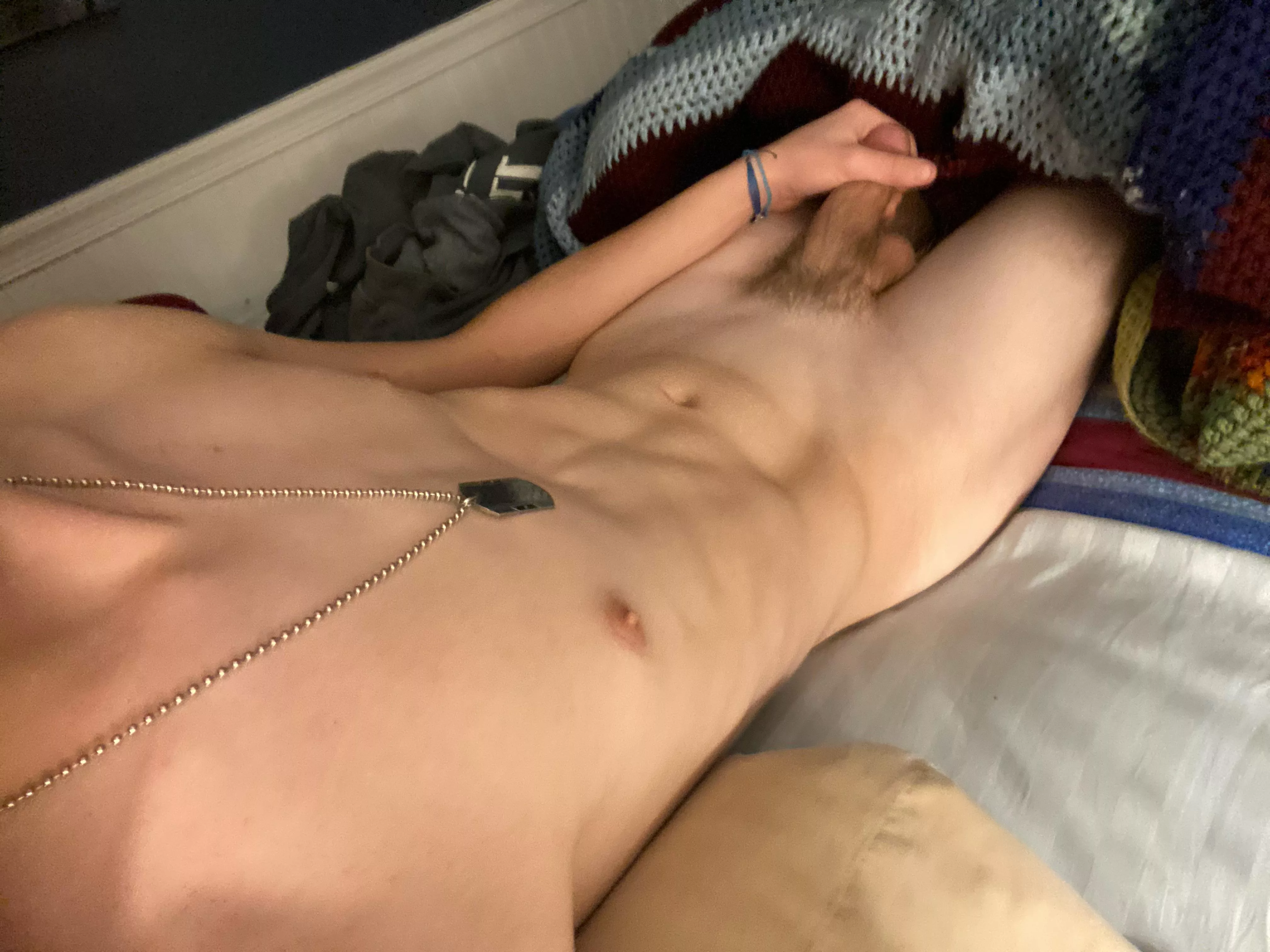 18 m USA hmu if your fit with a pic