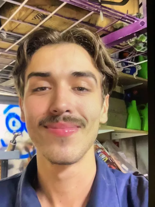 23 6β0 muscular. my snapp is @Vennaeski. Looking to chat