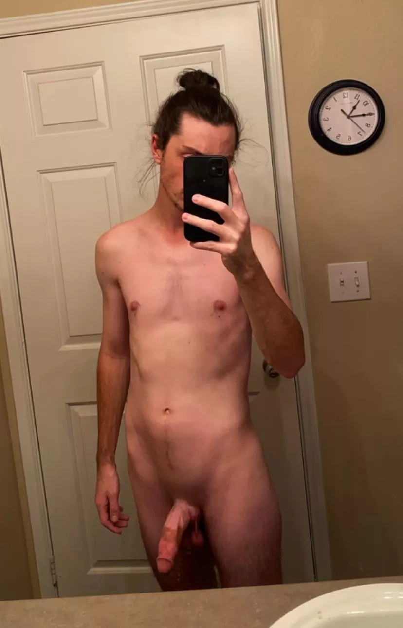 26(m) how do i look? trying to put on more weight