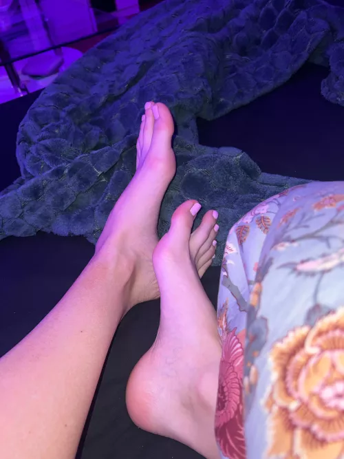 Are you into long toes?😋