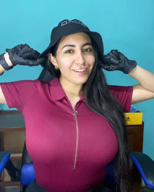 Big Melons behind the zipper