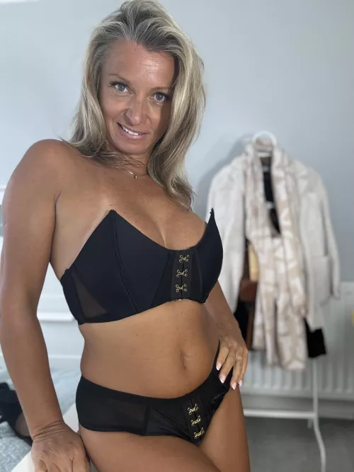 Blond 43 year old milf …