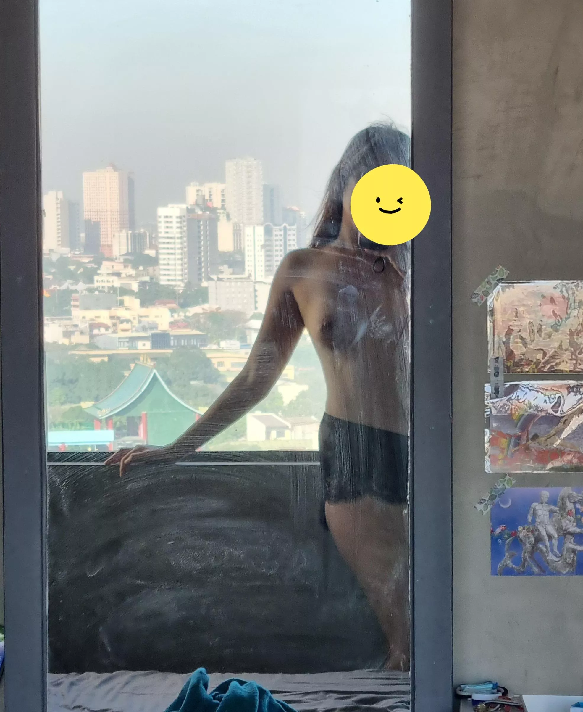 Clean this mirror [f]or me? 🫠