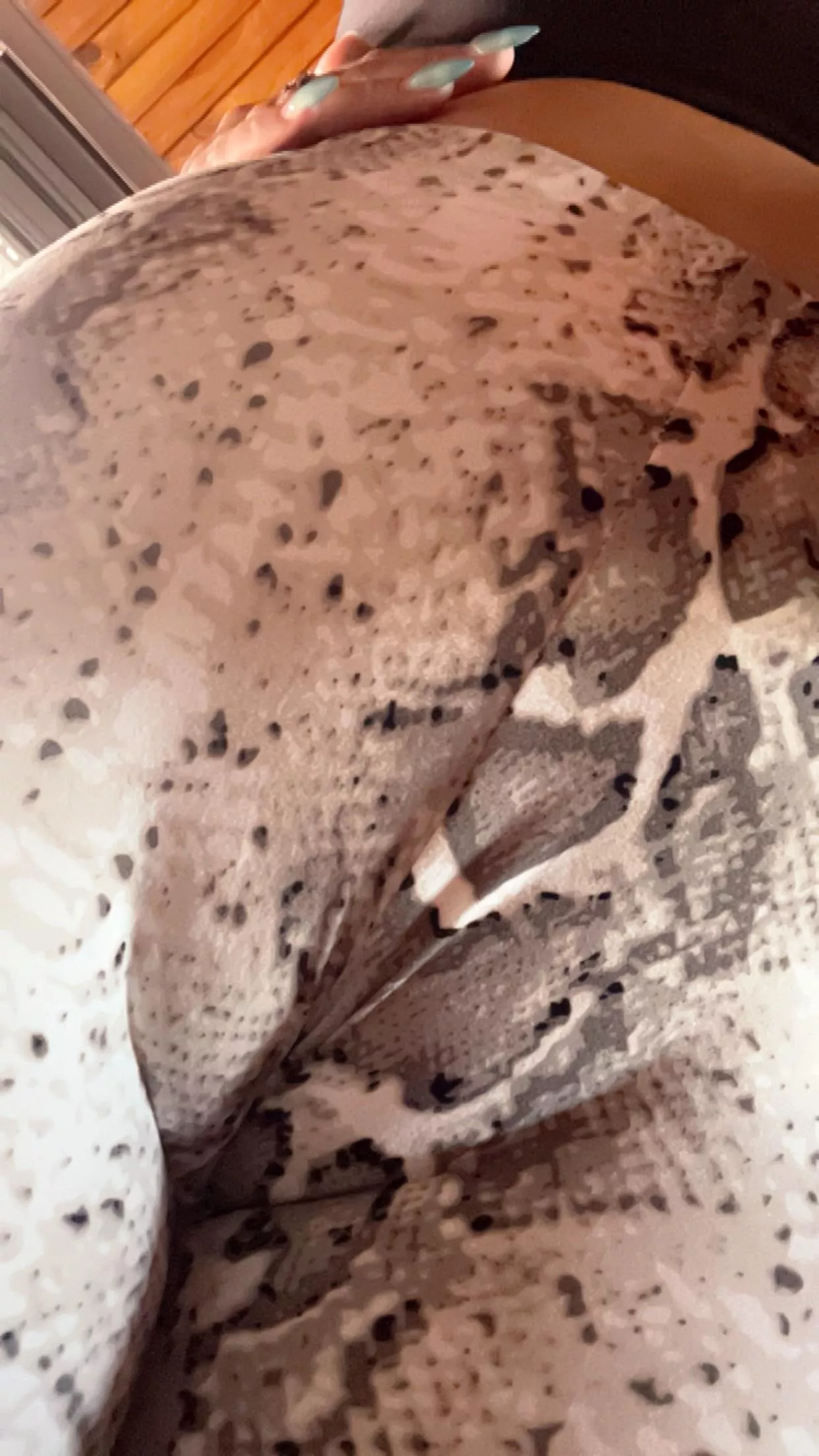 Come here and lick me