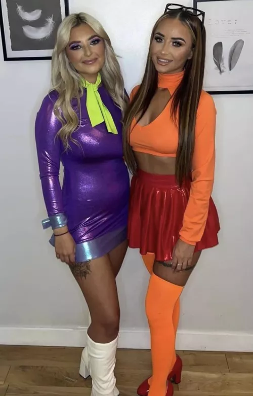 Daphne or Velma ?