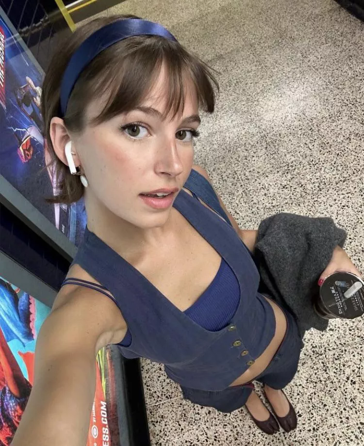 do you like girls with short hair?