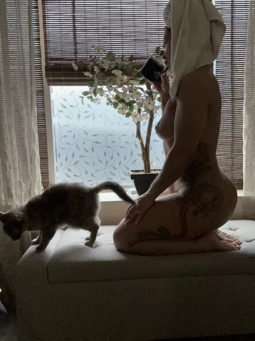 Find this sexy MILF @penny_s777