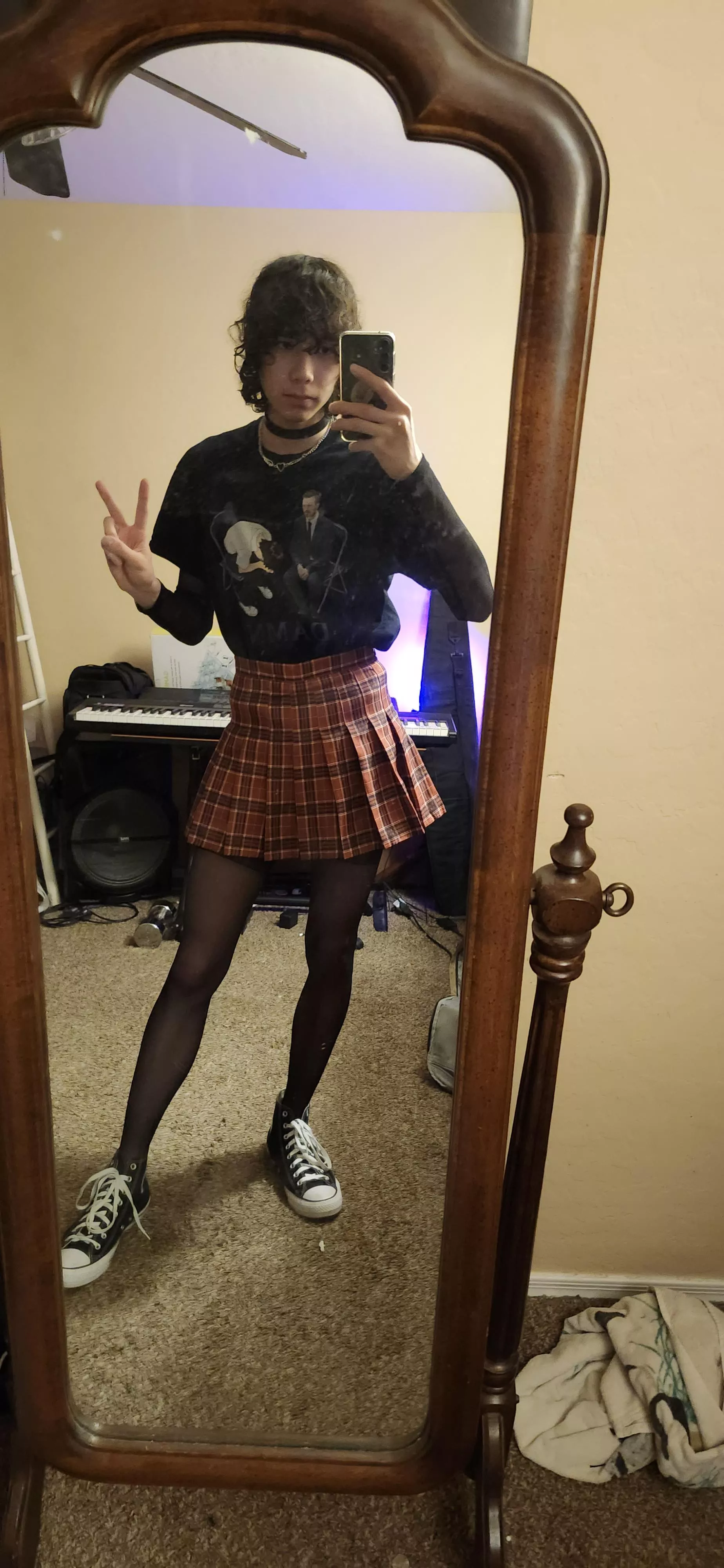 first time wearing stockings :3