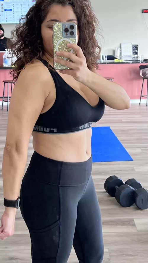 Guy working the energy bar got a show this morning! I should let him give me some protein.