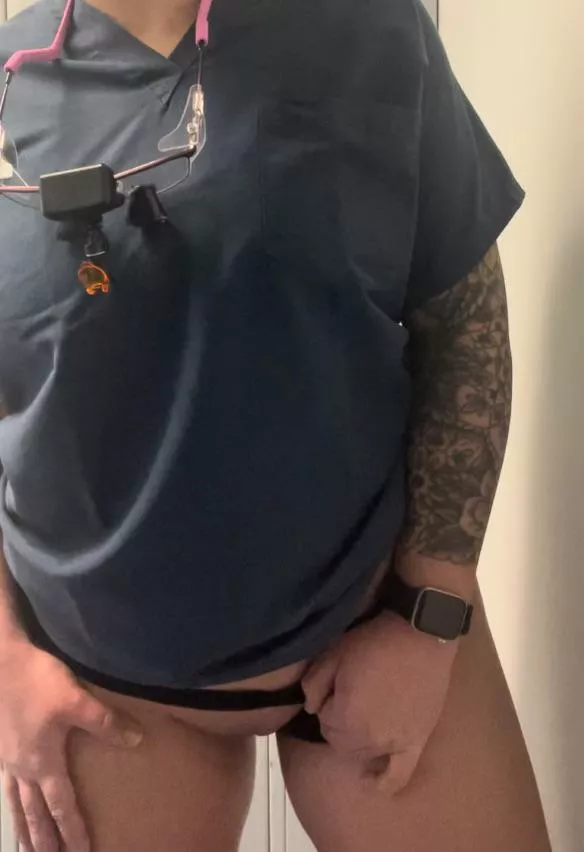 Hopefully my patient doesn’t walk in 💜