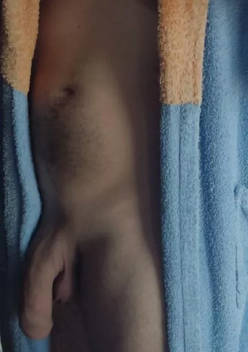 How often do you see a 7+ inch soft cock? 🍆