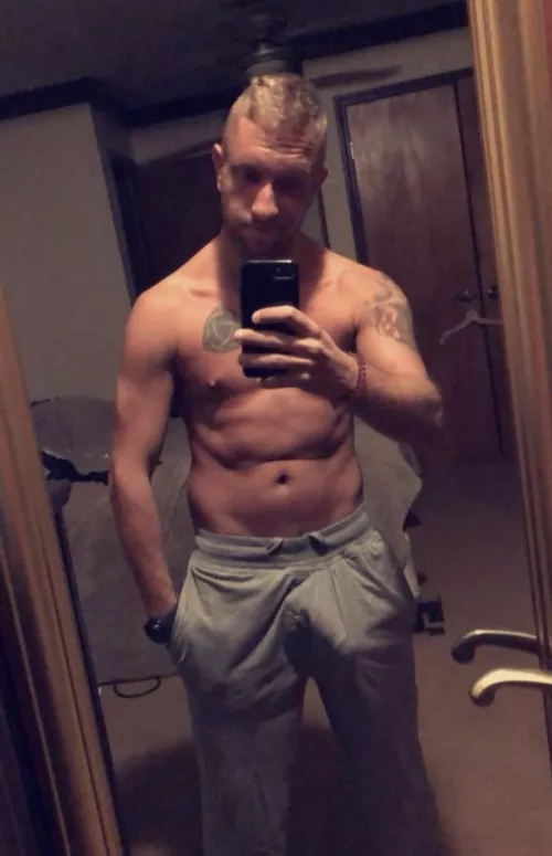 I didn’t have enough face showing when I posted this the first time…I think this is fine?