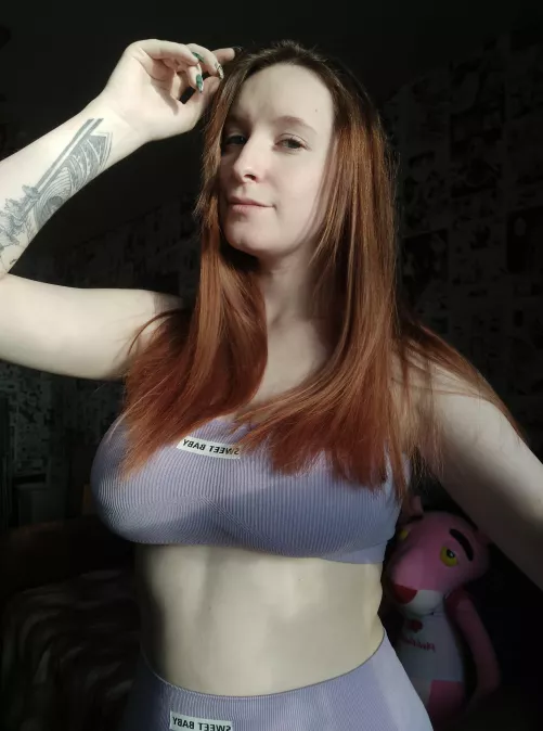 I find it very interesting that there're still single subs here wanting my domination 😈