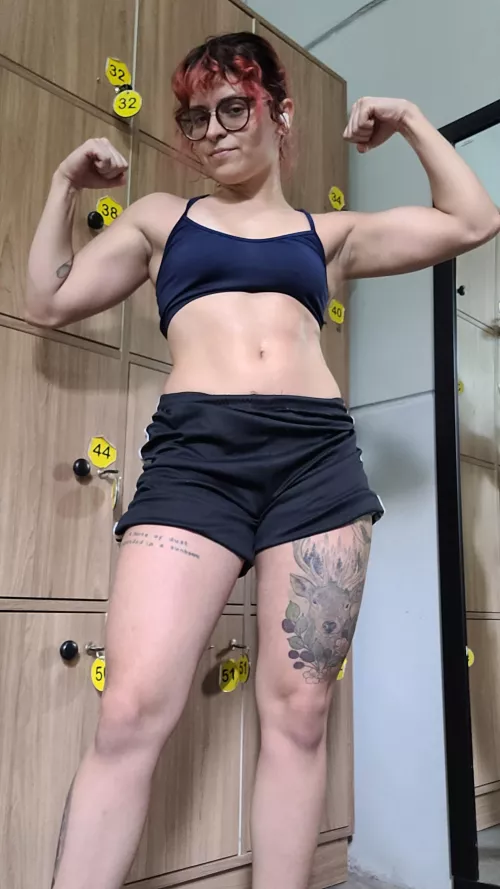 Just a sweaty boi remembering you to hit the gym this week!