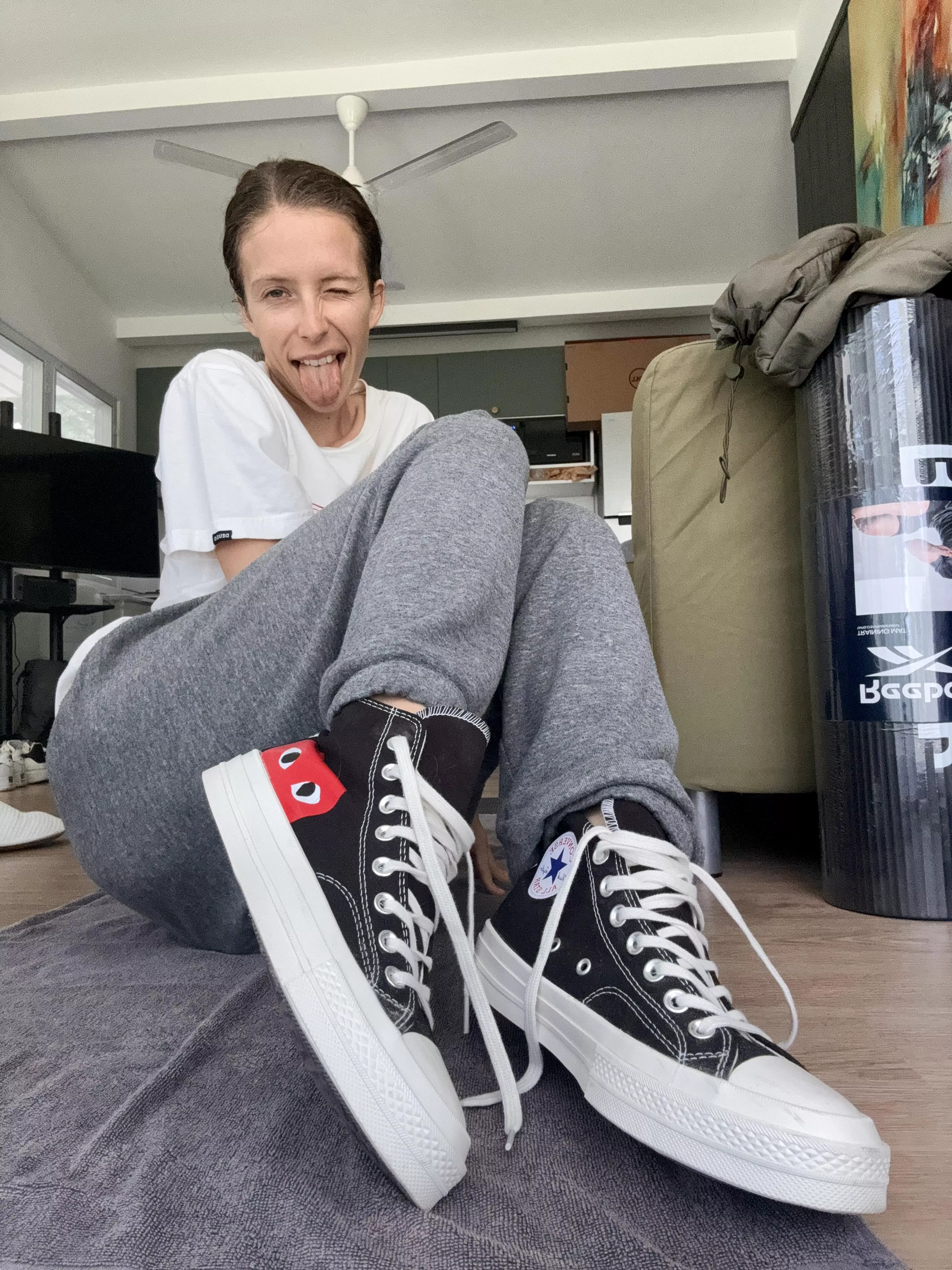 Just my cute self in my new chucks