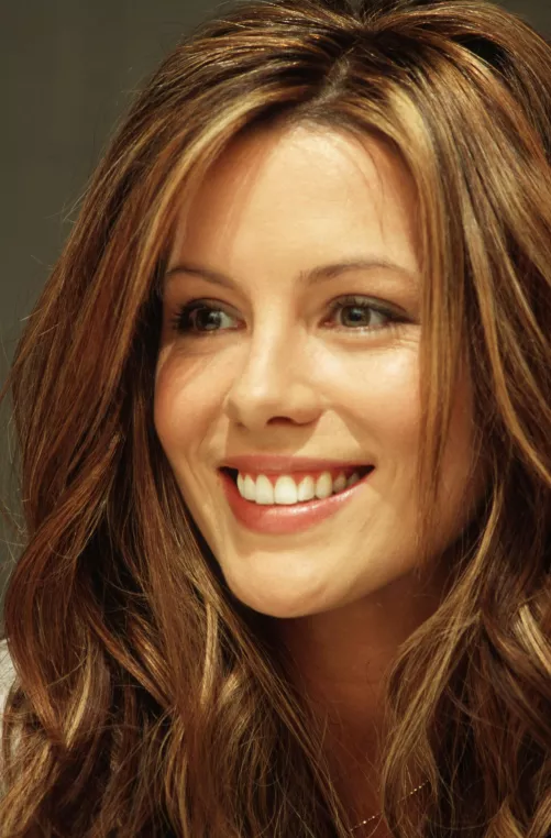 Kate Beckinsale (2004)