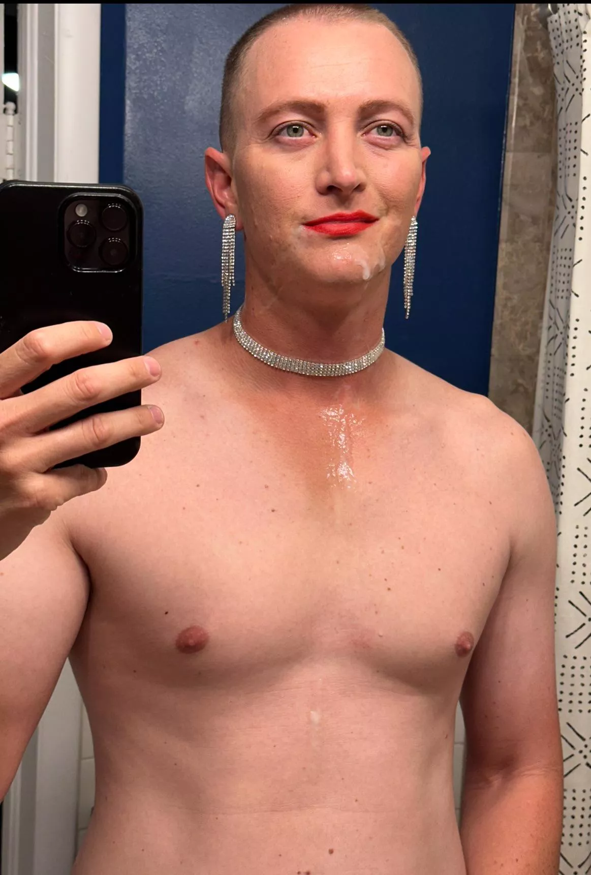 Love a nice load after picking up a guy at the bar.