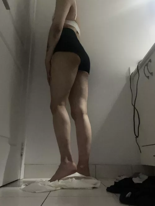 My Asian legs are so smooth… u wanna feel them daddy?👉👈