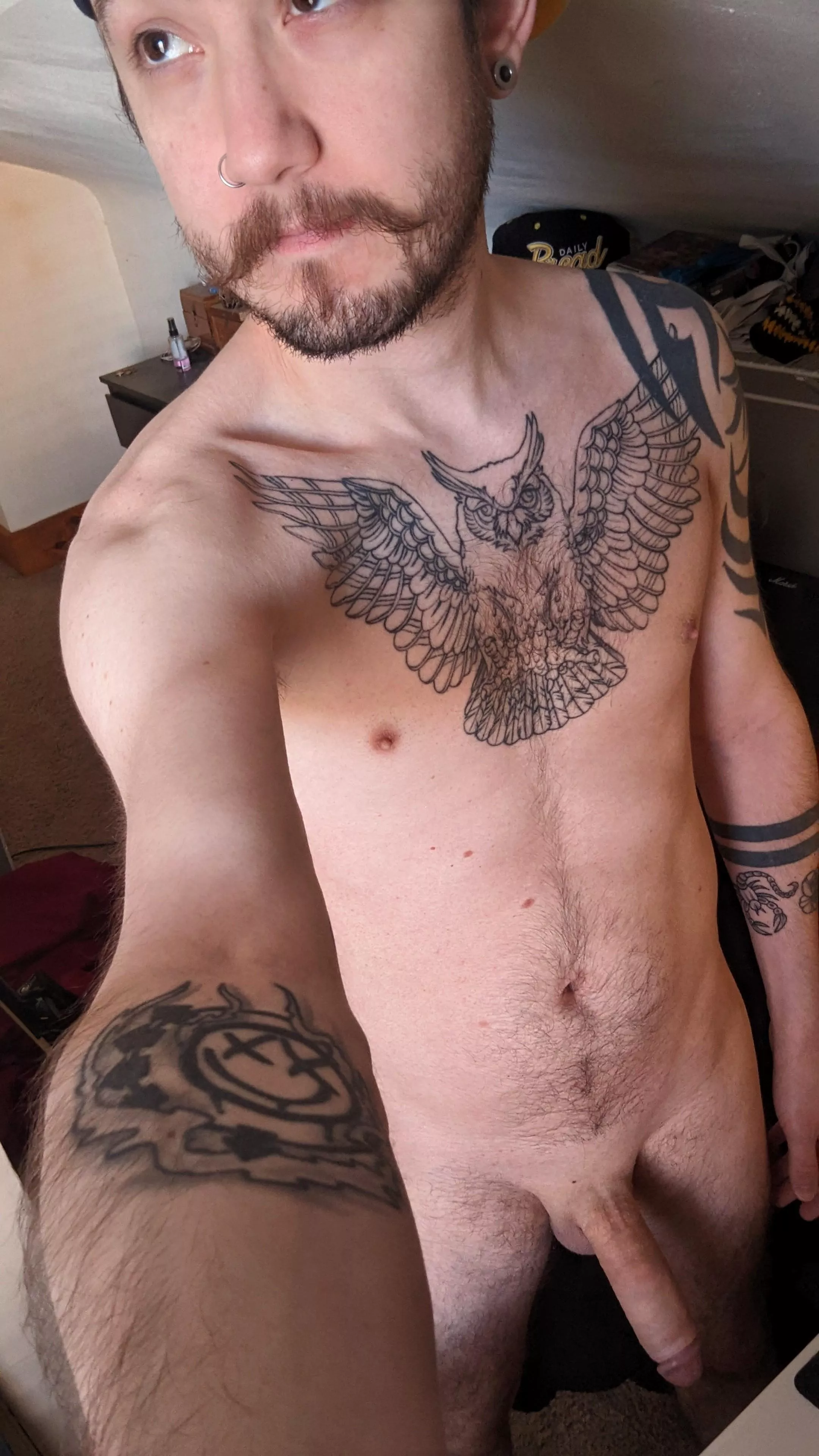 Now that life is calming back down I can get back to what matters most: naked shenanigans 😉